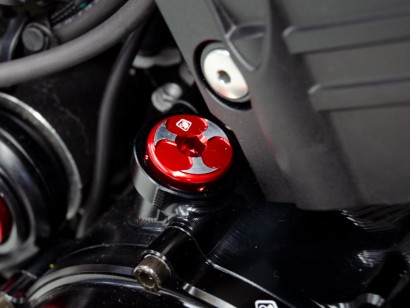 TOO02 - ENGINE OIL CAP