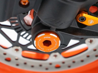 DA04 - KTM DADO RUOTA...