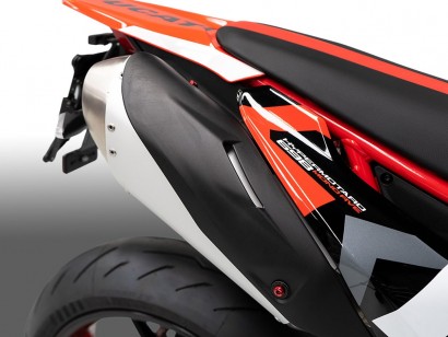 KVT78 - HM 698 UPPER...