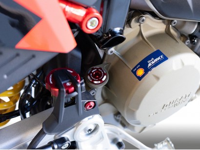 TOO06 - HM 698 MONO OIL...