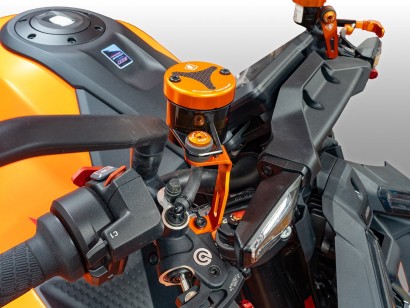 STA18 -  KTM 1390 SUPERDUKE...