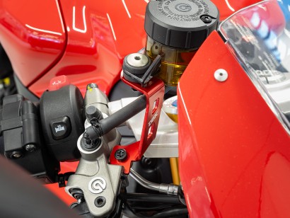 STA22 - BRAKE FLUID...