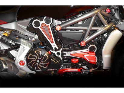 CAV01 - XDIAVEL VERTICAL...