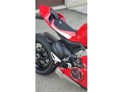CSV401 - PANIGALE V4 SEAT COVER RIDER