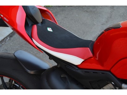 CSV401 - PANIGALE V4 SEAT COVER RIDER